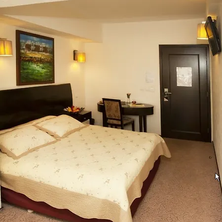 Avis By Ws Group Hotel