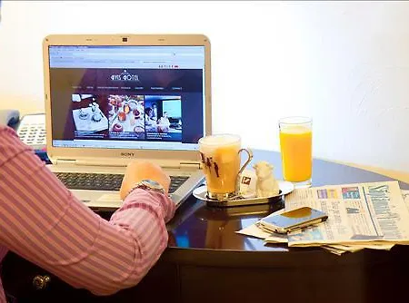 Avis By Ws Group Hotell